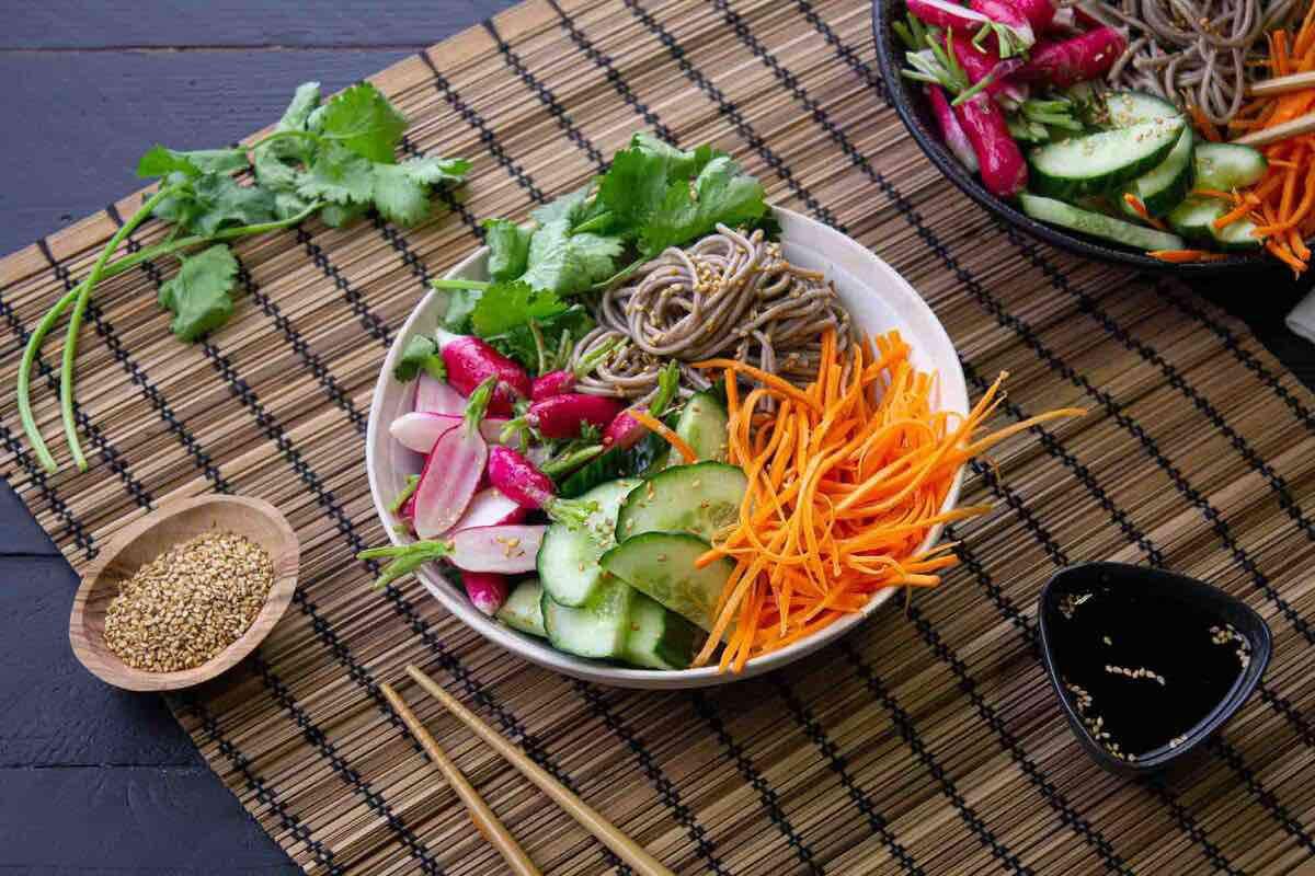 Nouilles aux Légumes Croquants & Vinaigrette Soja