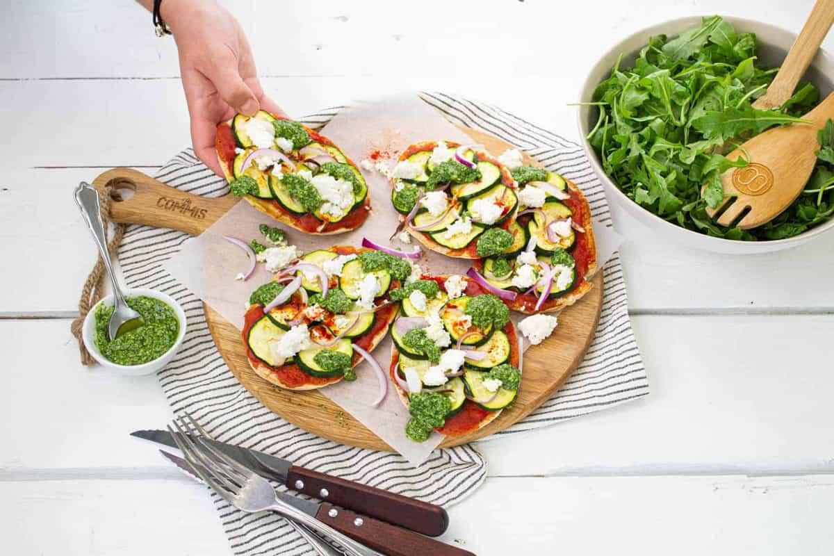 Pita Pizza Courgettes & Pesto