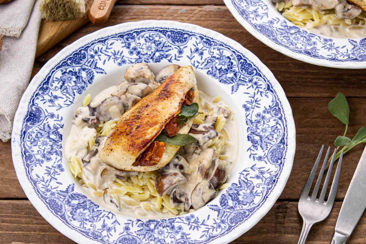 Poulet Farci à la Sauge & Tomates Séchées