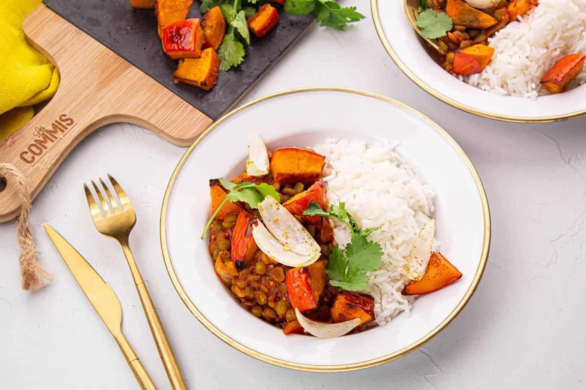 Dahl de Pois Cassés à la Courge Rôtie