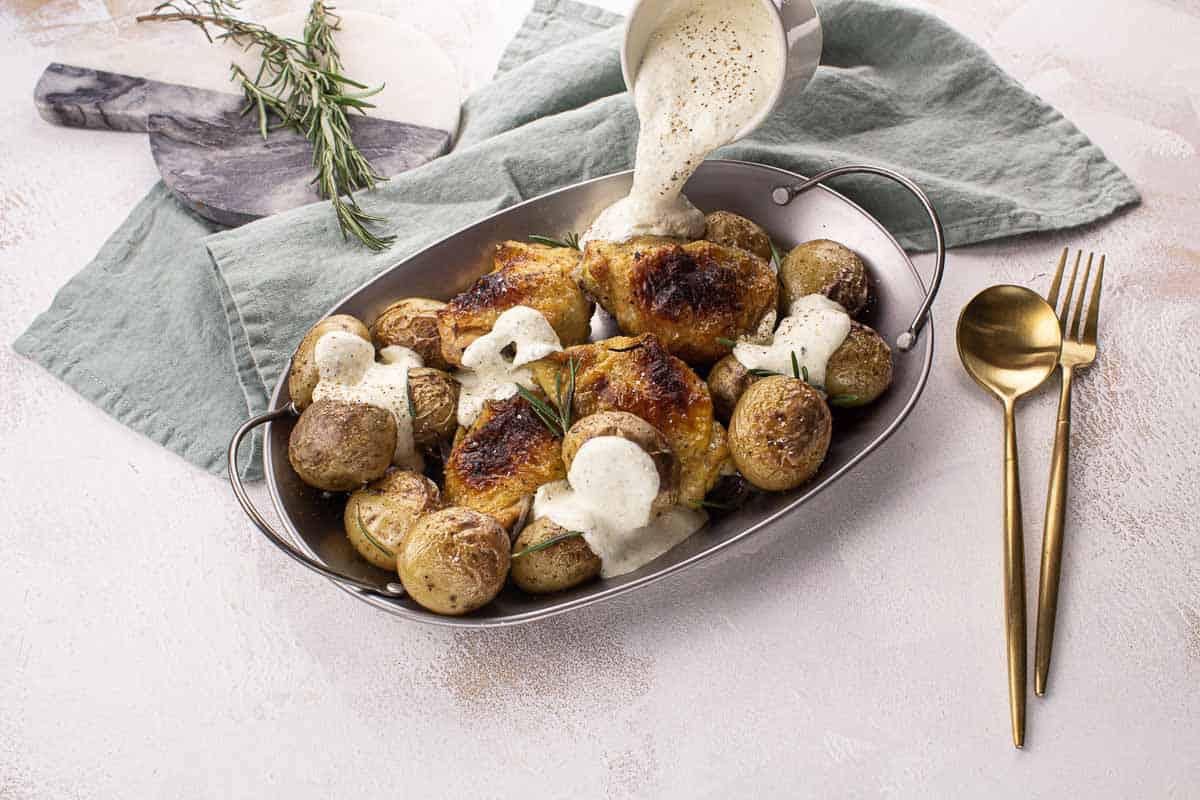 Poulet Sauce Crémeuse aux Fines Herbes