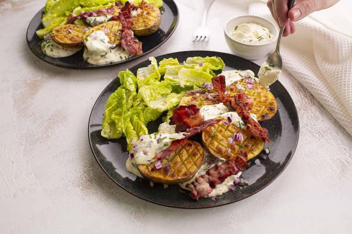 Pommes de Terre au Bacon & Crème Ciboulette