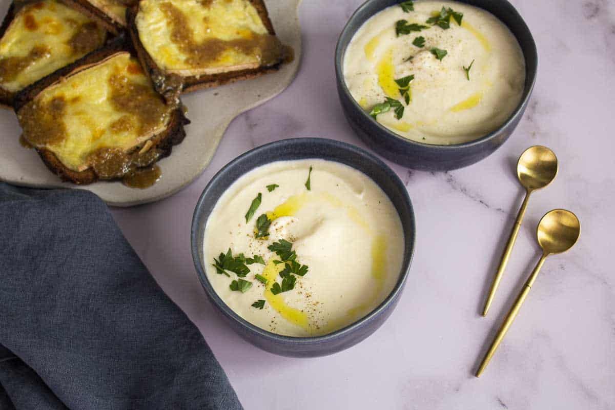 Velouté de Panais & Tartine Gratinée au Chèvre