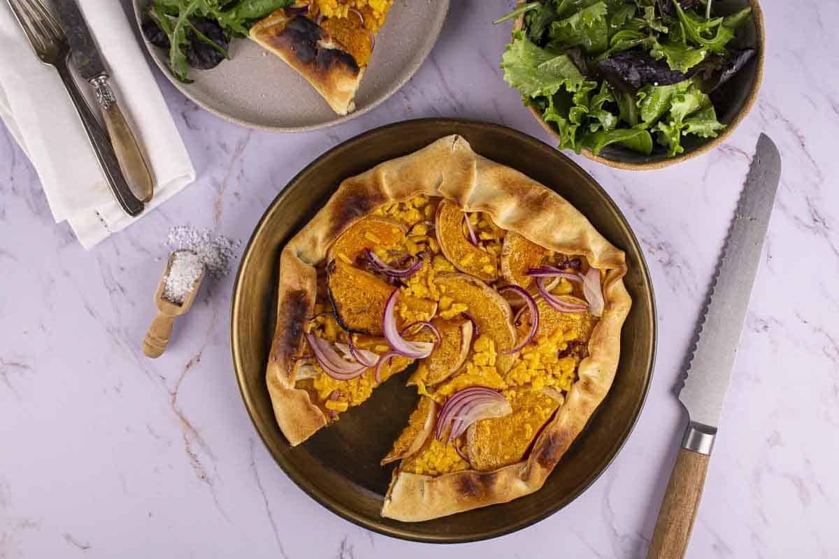 Tarte rustique Butternut Oignon Cheddar