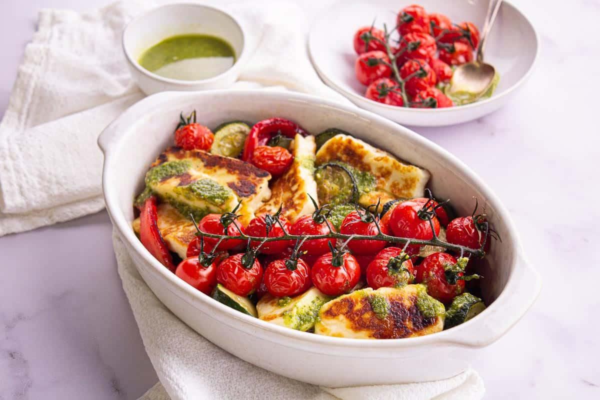 Halloumi Fondant & Légumes Rôtis au Pesto