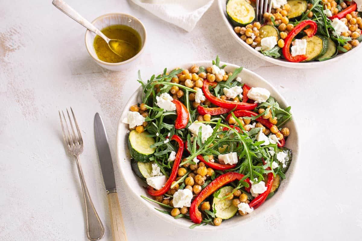 Légumes d'été rôtis, Pois Chiches & Feta