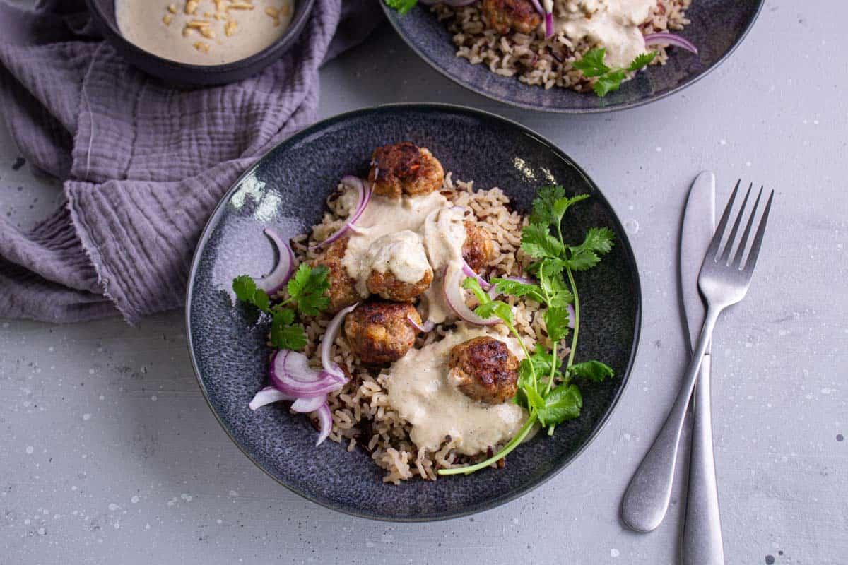 Boulettes de Porc au Saté & Sauce Cacahuète