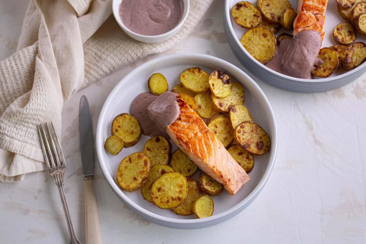 Saumon et Pommes de Terre à la Crème d'Olives Noires