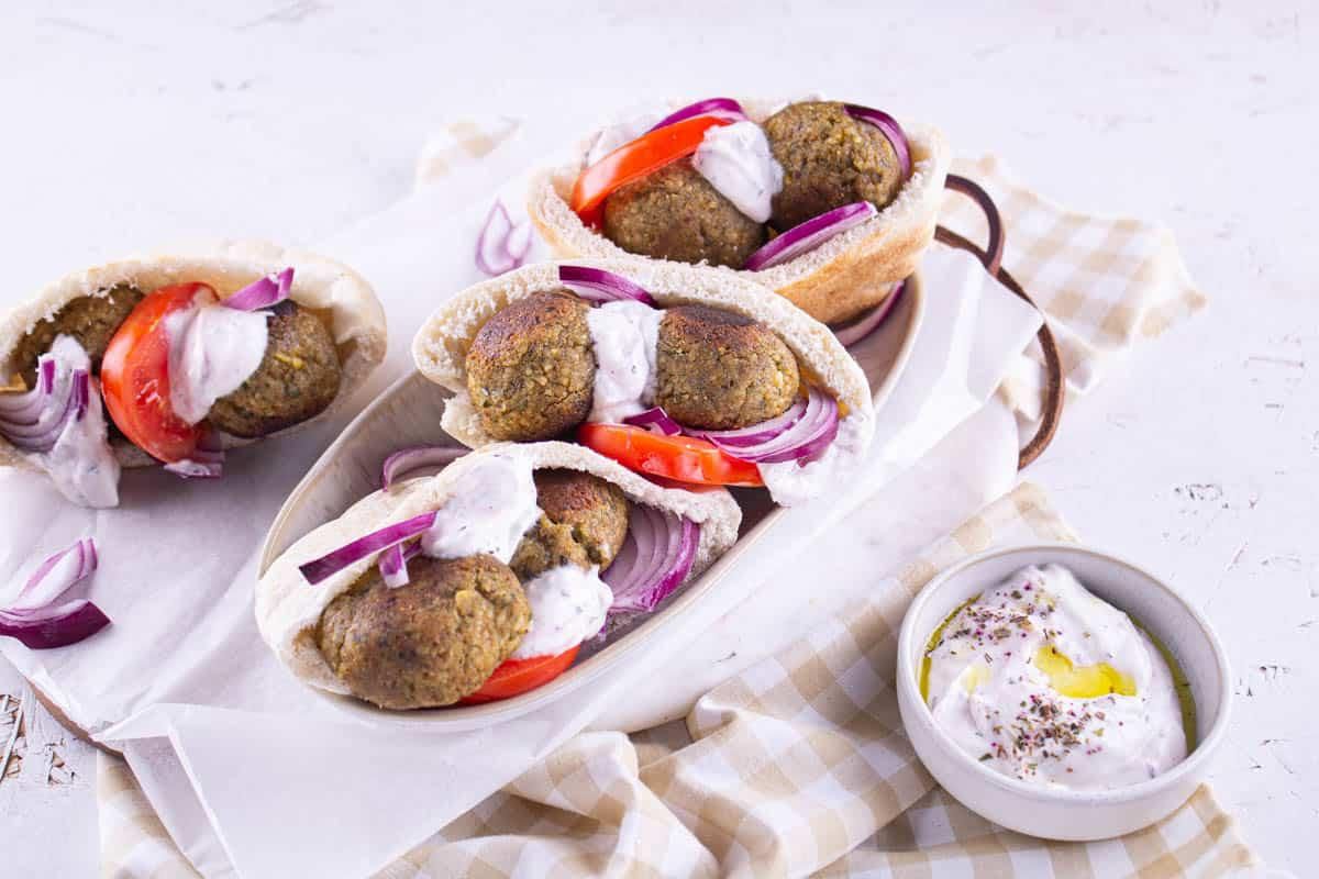 Pita Falafel & Tzatziki
