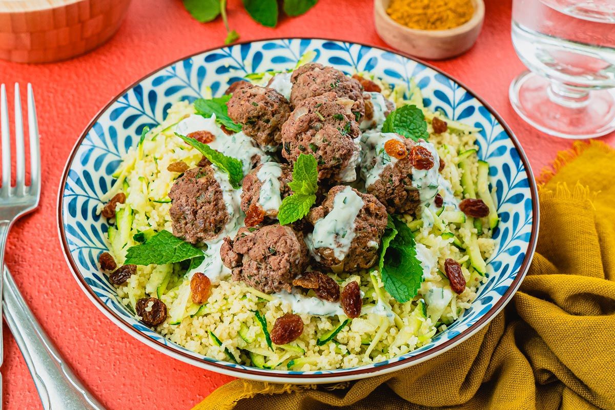 Köfte de Bœuf Sauce à la Menthe Fraîche & Semoule