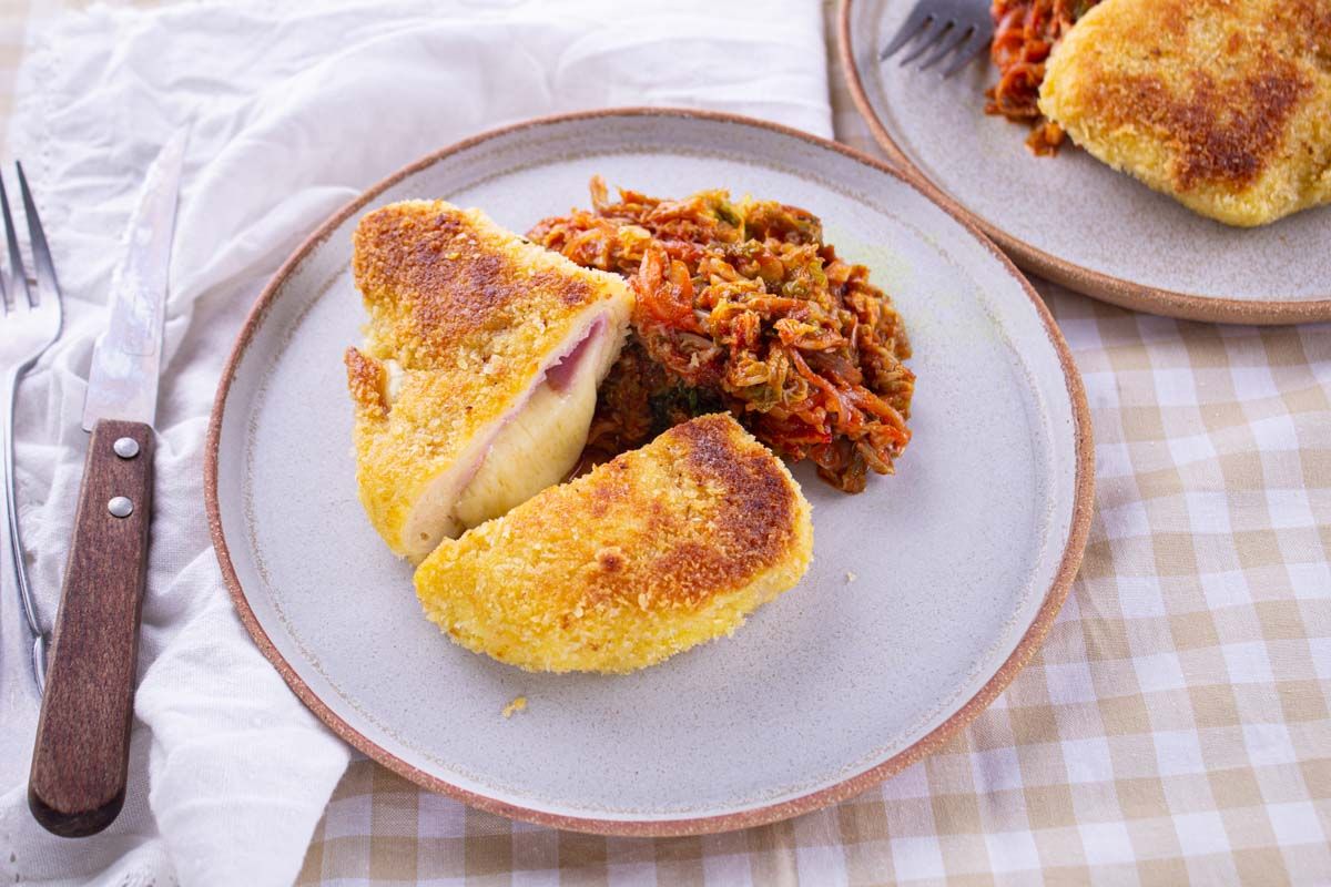 Cordon Bleu au Comté & Chou à la Tomate de Jean Covillault