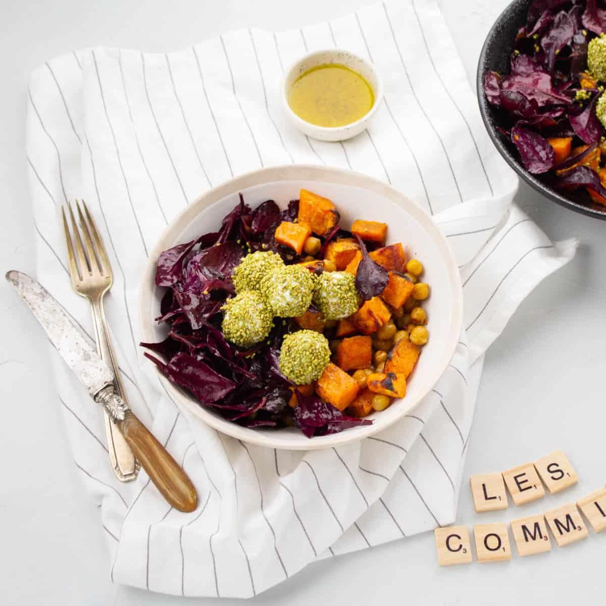 Bowl de Légumes Rôtis & Pépites de Chèvre