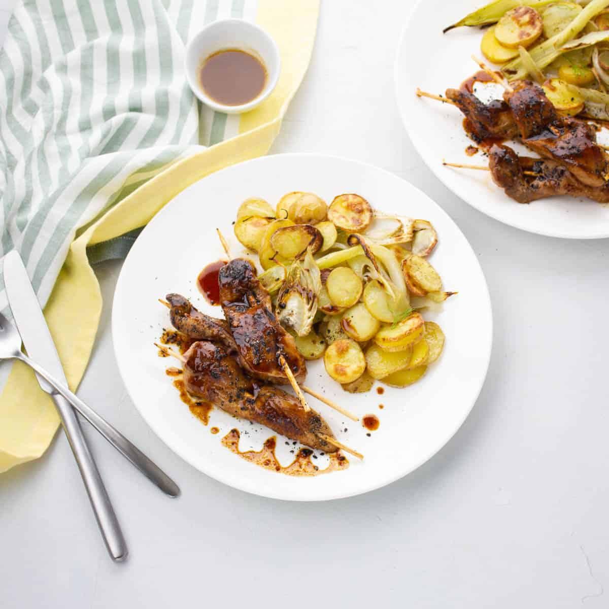 Brochettes de Canard Laqué