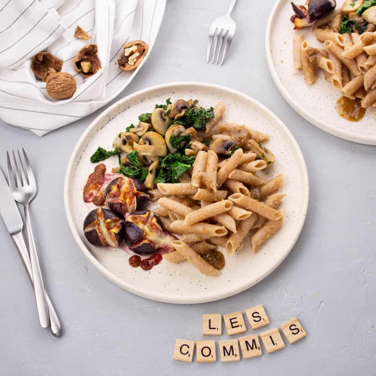 Penne au Pesto de Noix & Figues Rôties