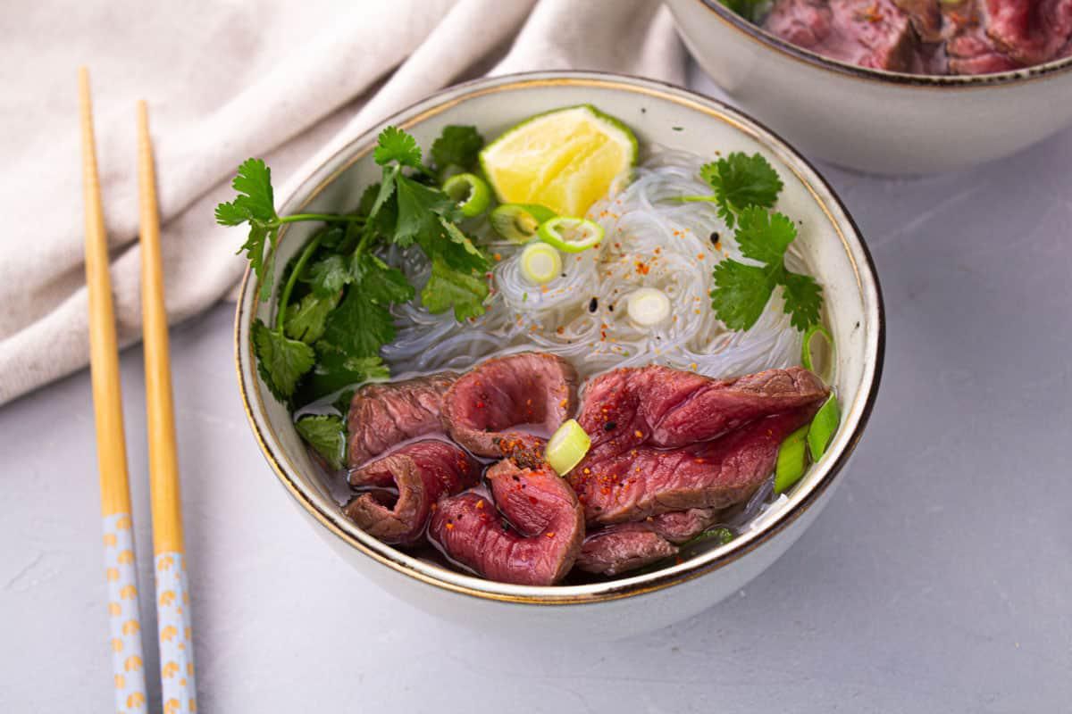 Pho au Bœuf et Vermicelles