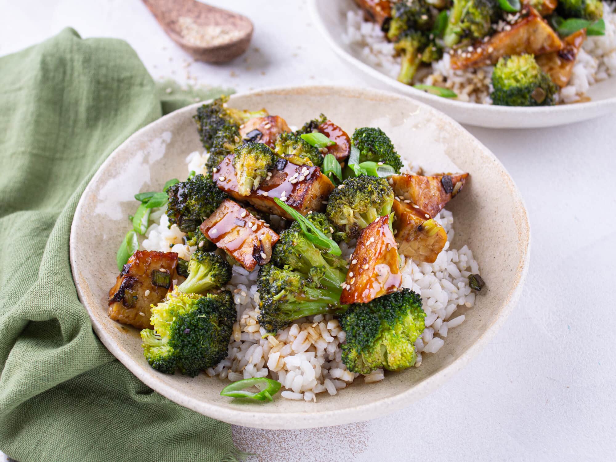 Tempeh Teriyaki & Brocoli au Sésame