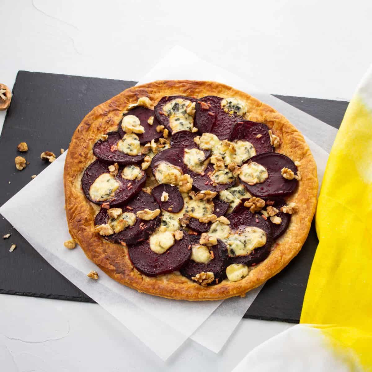Tarte Fine Betterave & Fourme d'Ambert